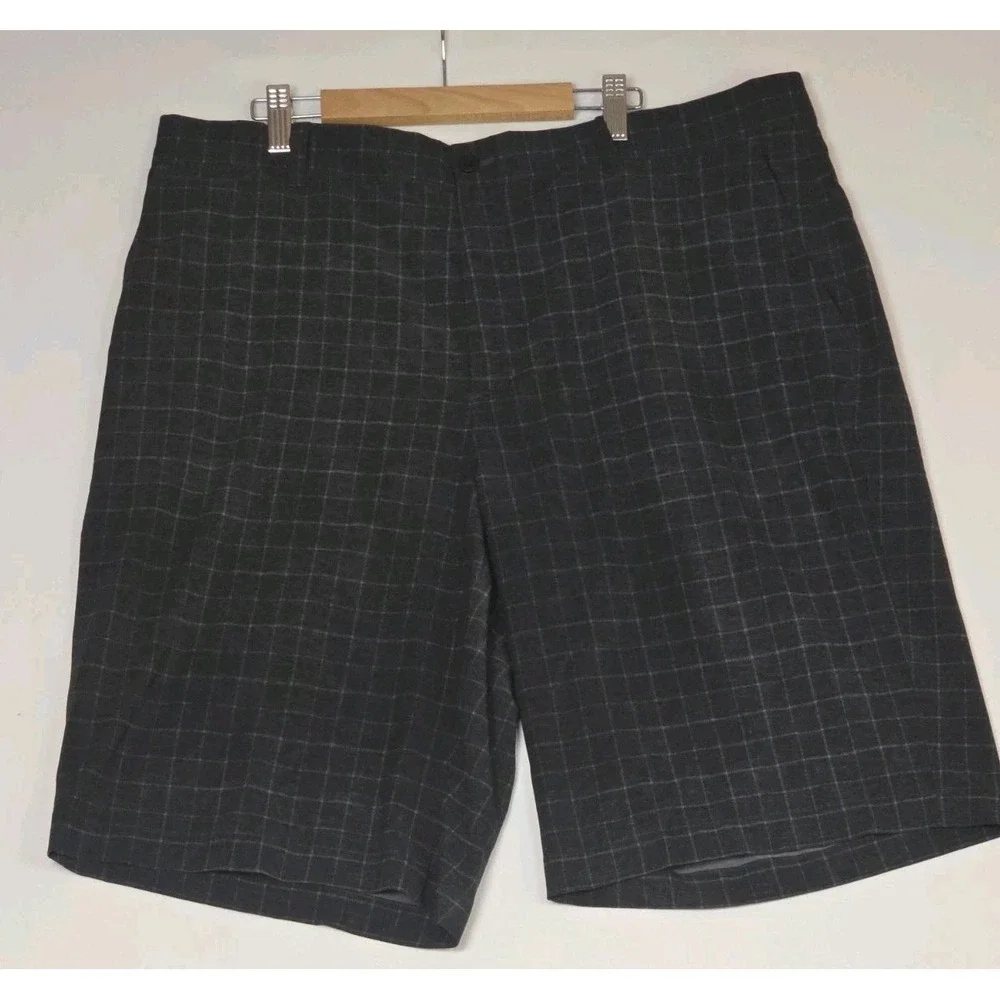 Nike Golf Mens Size 36 Dri-Fit Tour Performance Shorts Black Grey Check 11 In